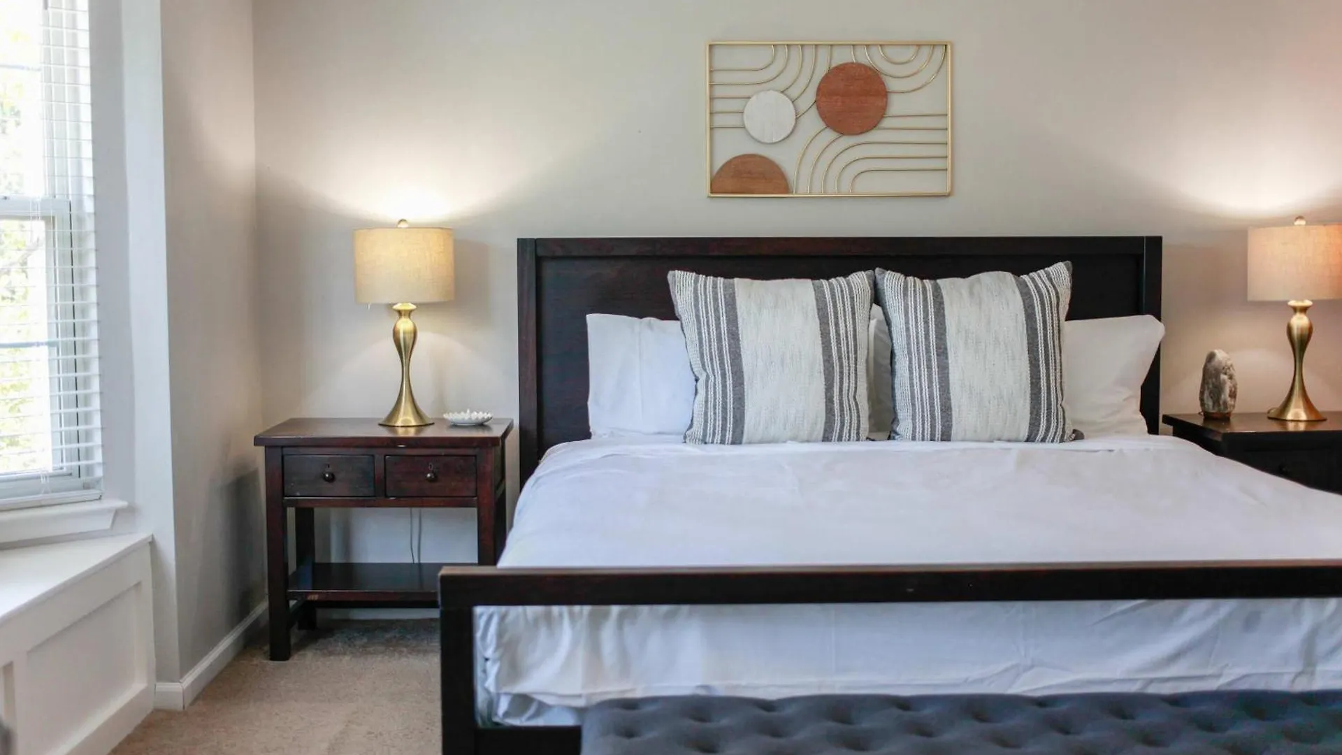 Sojourn Family Home Sleeps 6 Norfolk 0*,  USA